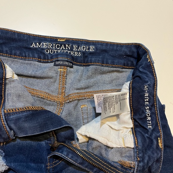 Shorts - Picture 7 of 7